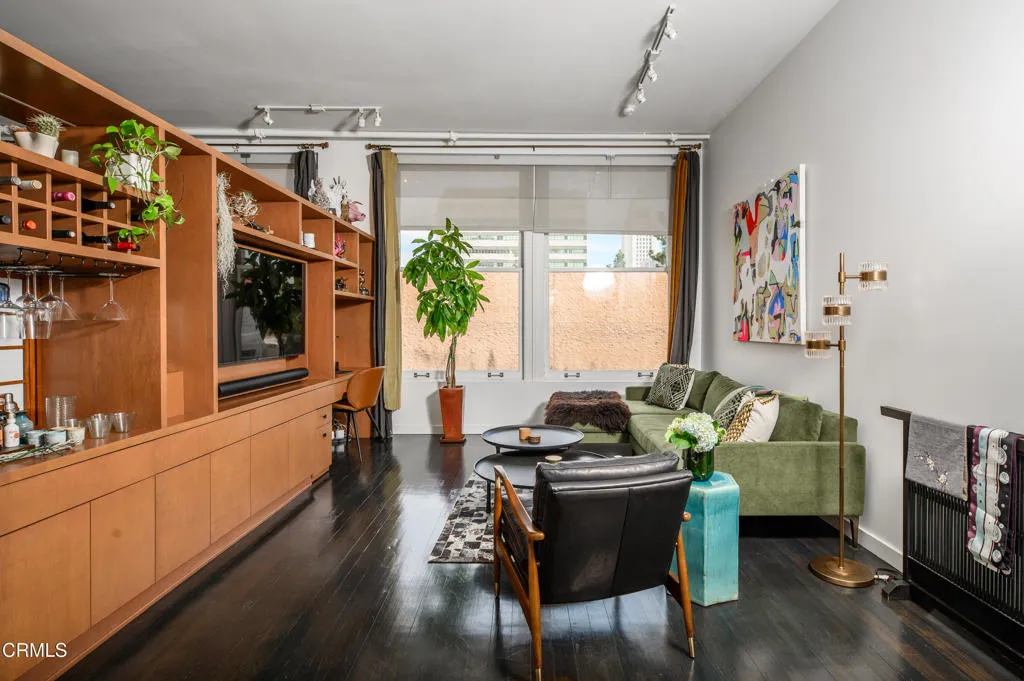 257 S Spring Street 3c, Los Angeles, California 90012 home-pic-6